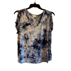 Dept 222 cold shoulder tie dye tee